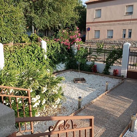 Vivienda Turistica Vino Tinto Villa Almonacid de Toledo ภายนอก รูปภาพ