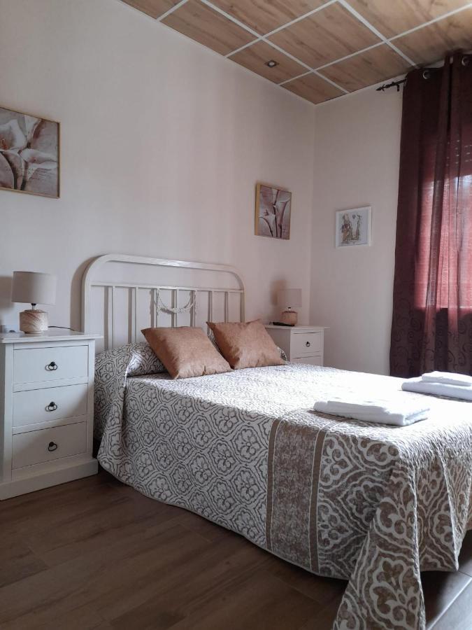 Vivienda Turistica Vino Tinto Villa Almonacid de Toledo ภายนอก รูปภาพ